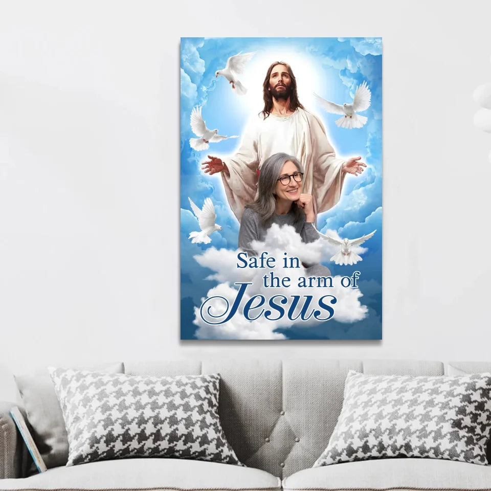 Personalized Canvas “In the arms of Jesus”